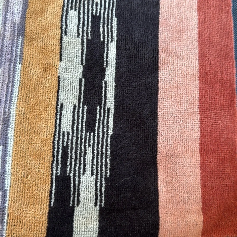 Missoni hand/dish towel new‎ “YWAN”
